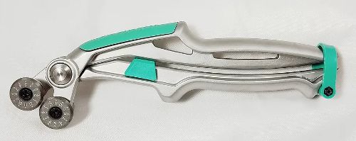 Pliers - Metal Runner - Glas Masq - art glass and supplies